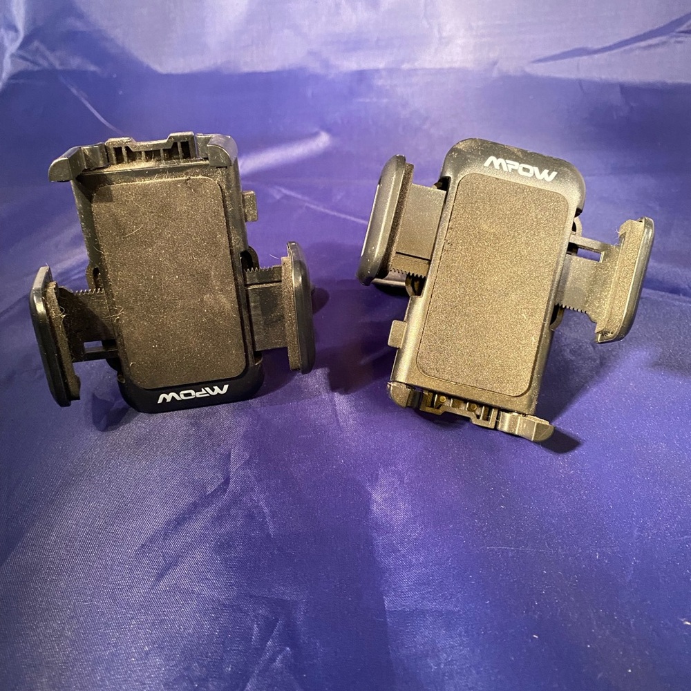 2 Mpow CD Slot Cell Phone Holders